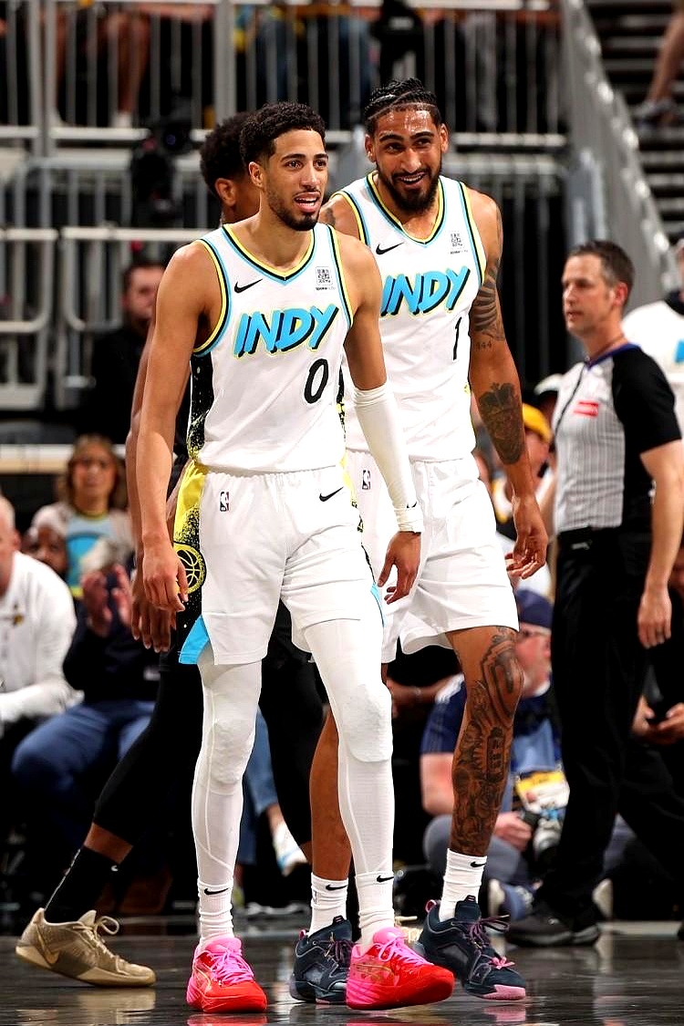 开云sport-雄鹿绝地反击掘金，哈里斯制霸全场