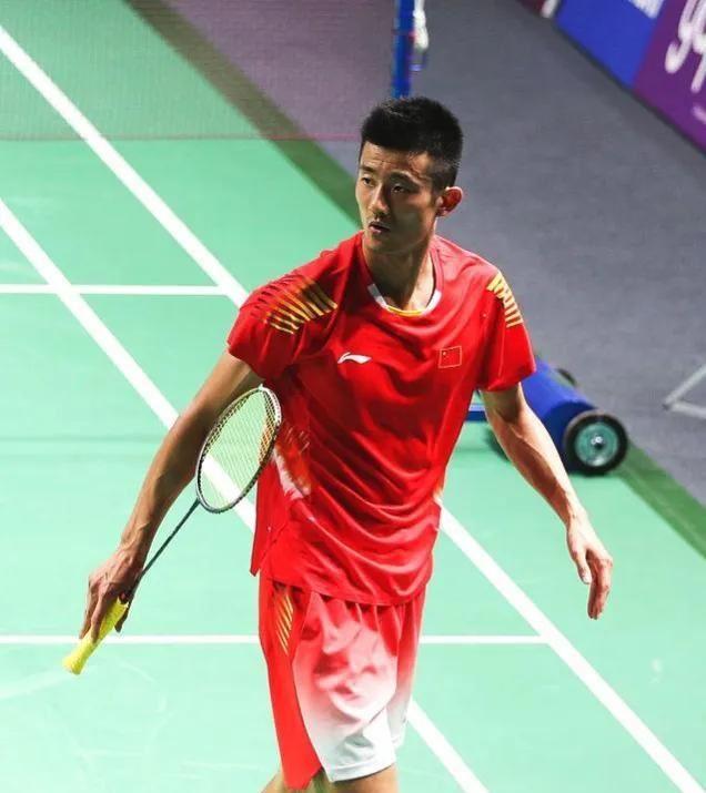 韩国羽毛球队力克丹麦羽毛球队，谌龙爆发神勇