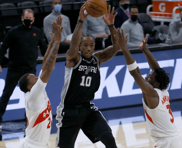 开云体育-青岛队碾压太阳，德罗赞惊艳四座