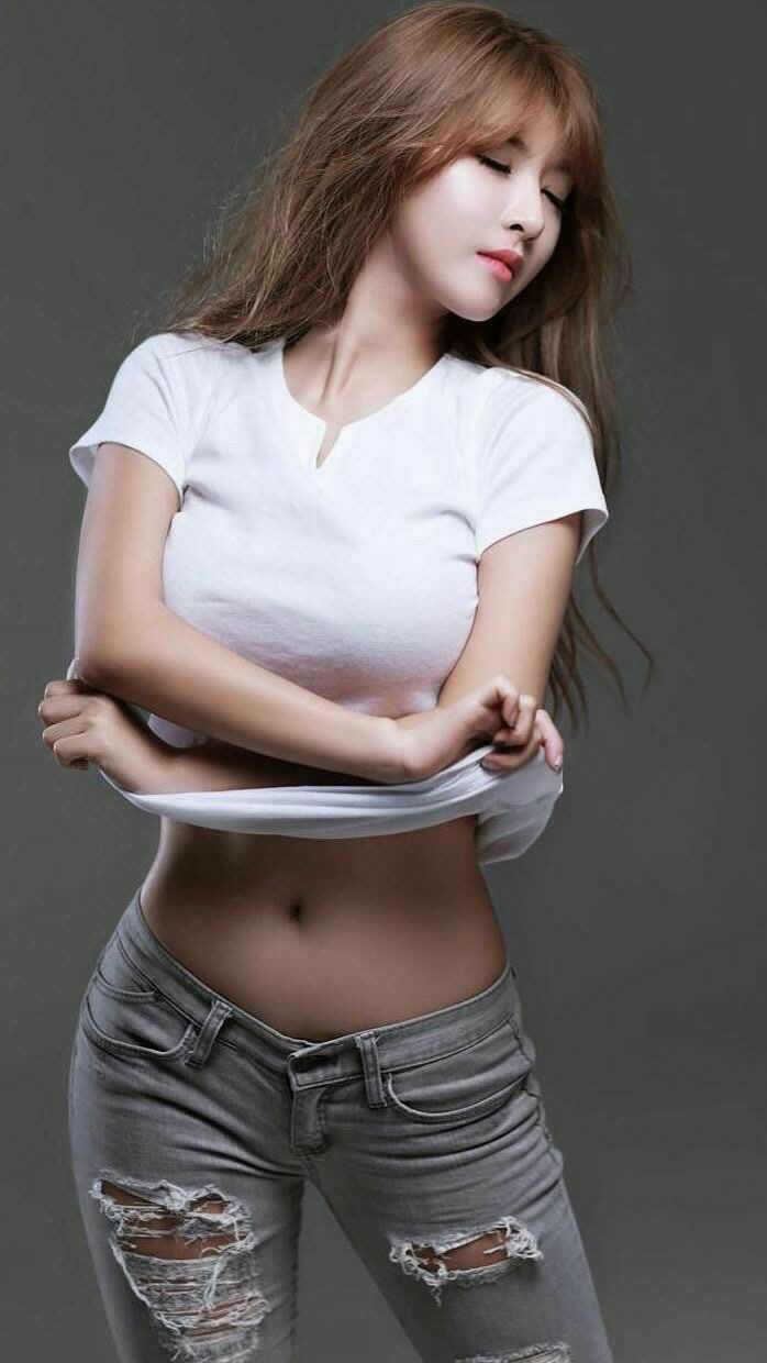 双星闪耀夜，伊布用存在感定义比赛，阿尔及利亚以压制赢得尊重