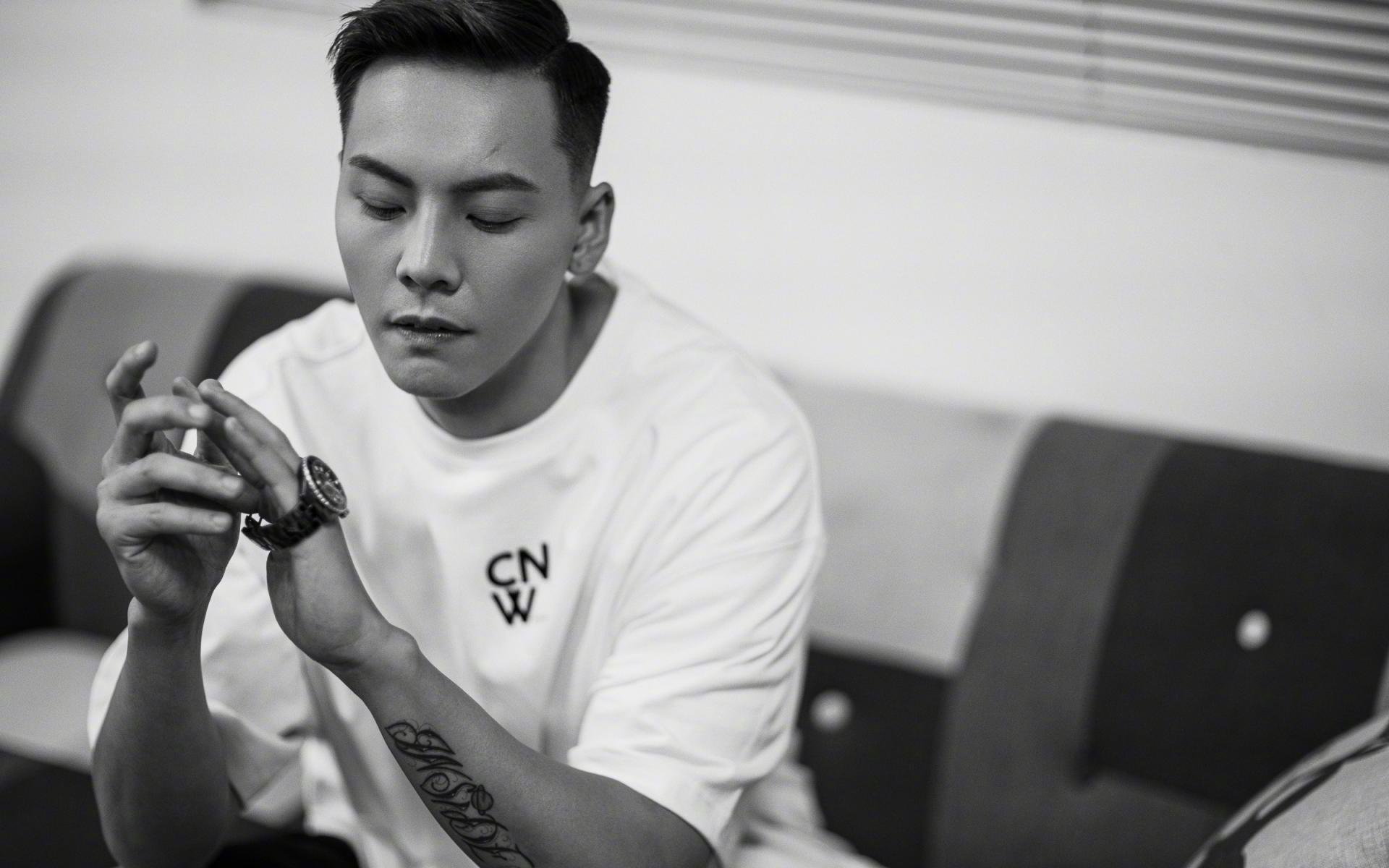 开云sport-勇士强压京都，塔图姆在伯纳乌接管比赛